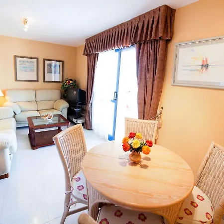 Turquesa 03 By Interhome *